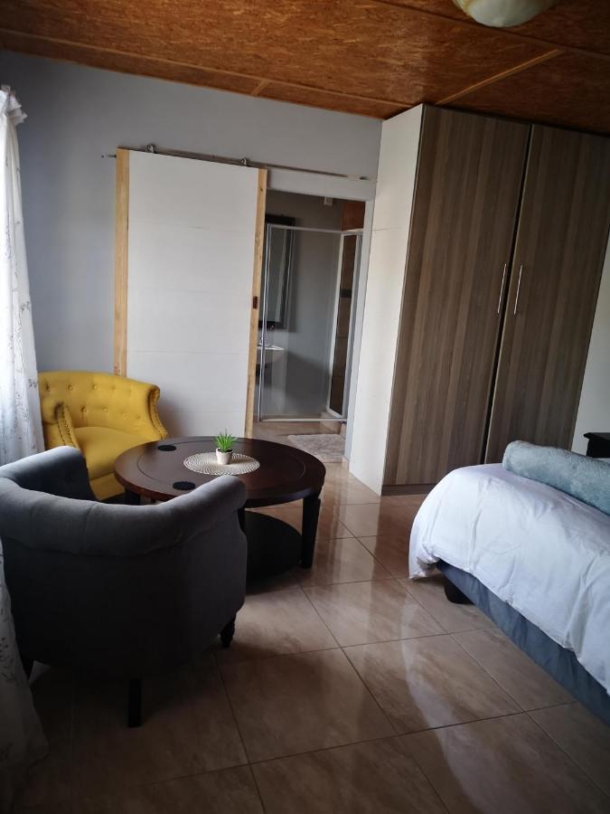 Tuvawa Luxury Suites Walvis Bay Luaran gambar