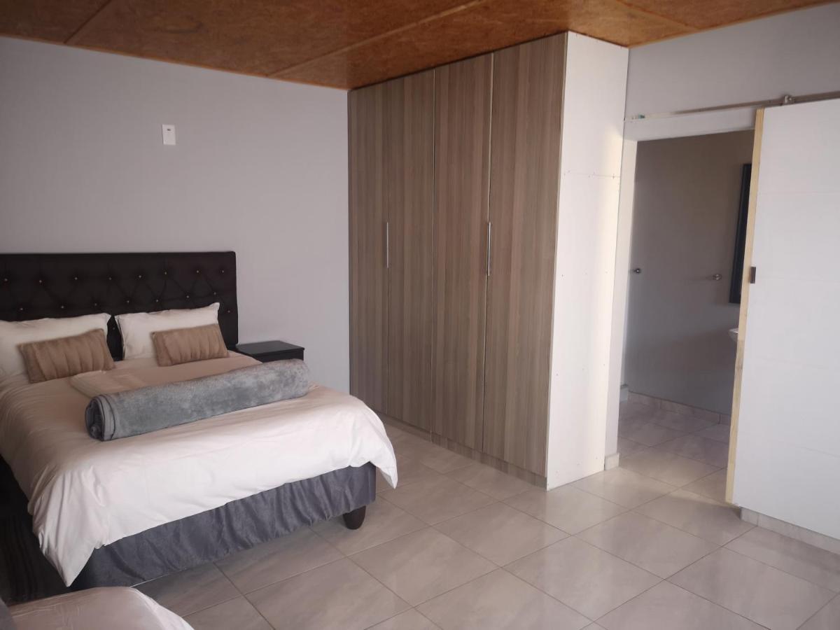 Tuvawa Luxury Suites Walvis Bay Luaran gambar
